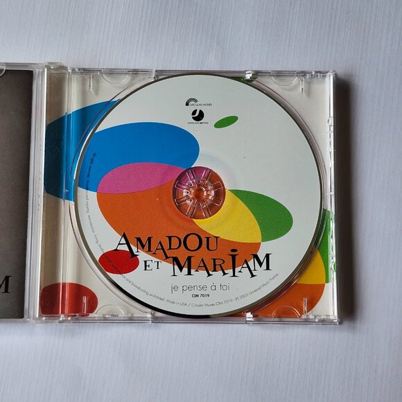 The Best of Amadou et Mariam: Je pense à toi The Magic Duo 2005 - Picture 3 of 5